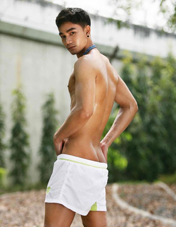 MAN-OMG-5-–-Korn-Naughty-Boy